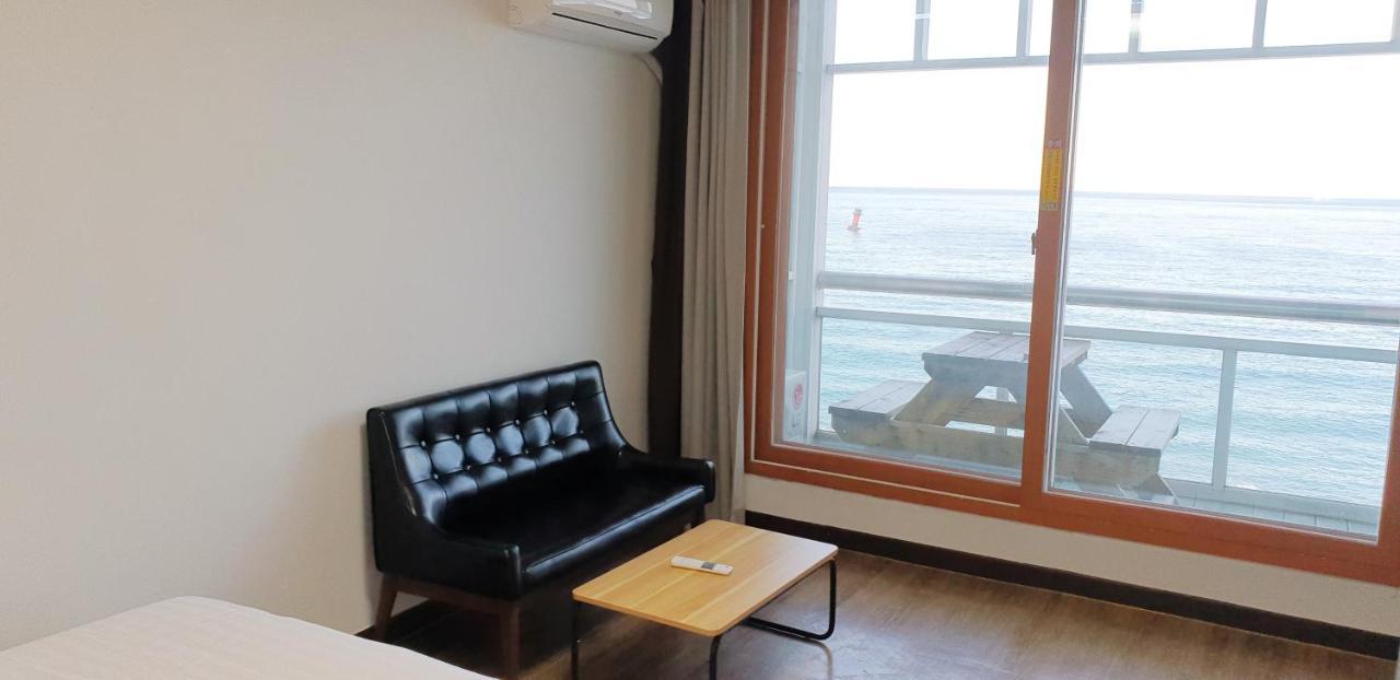 Time Motel Gangneung Bagian luar foto