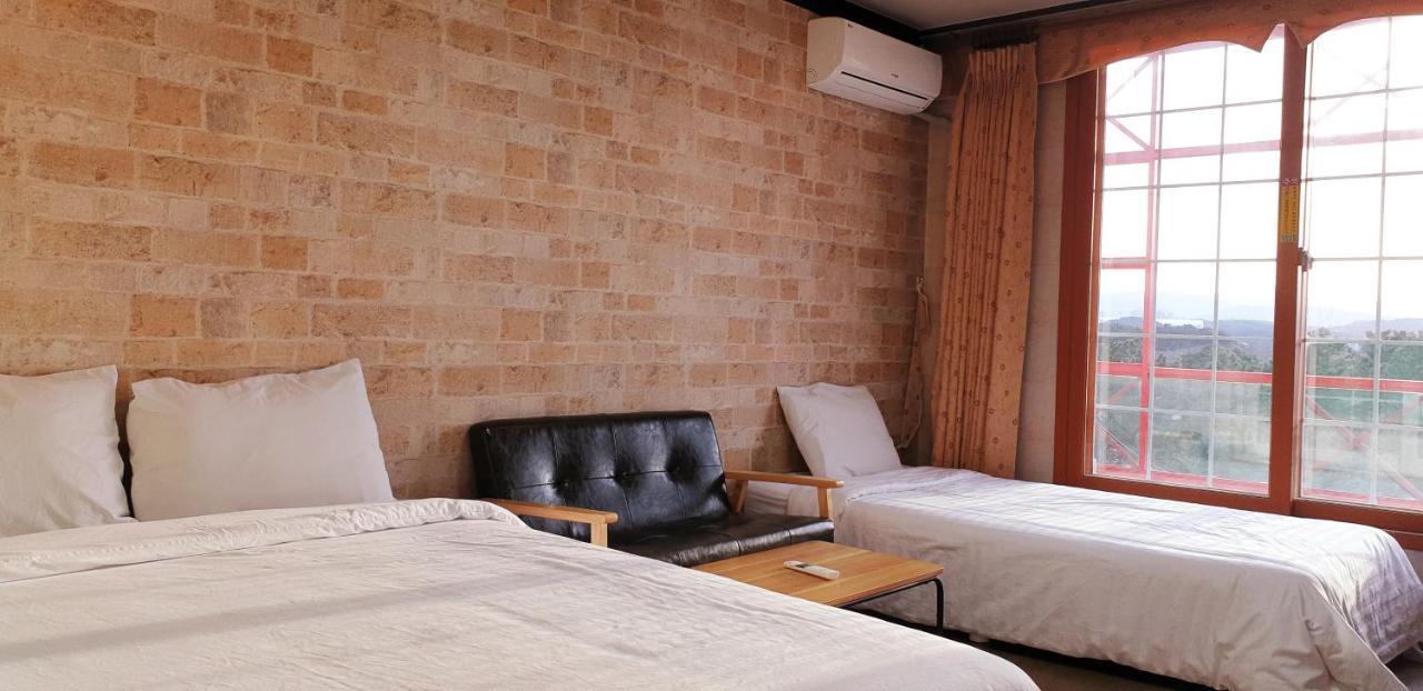 Time Motel Gangneung Bagian luar foto