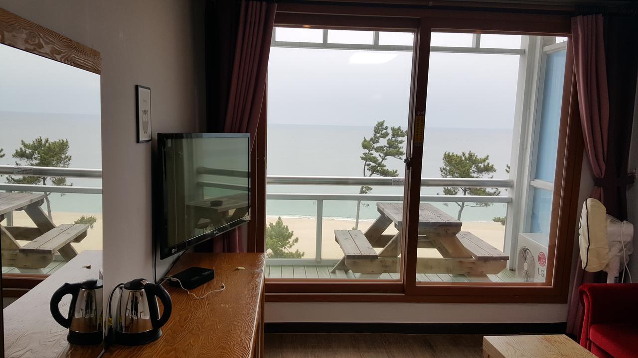 Time Motel Gangneung Bagian luar foto