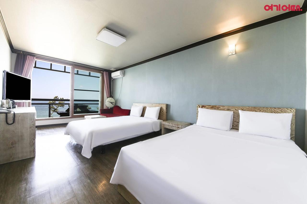 Time Motel Gangneung Bagian luar foto