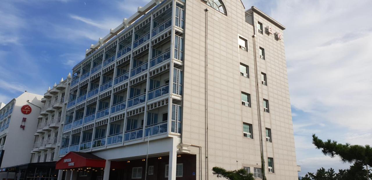 Time Motel Gangneung Bagian luar foto