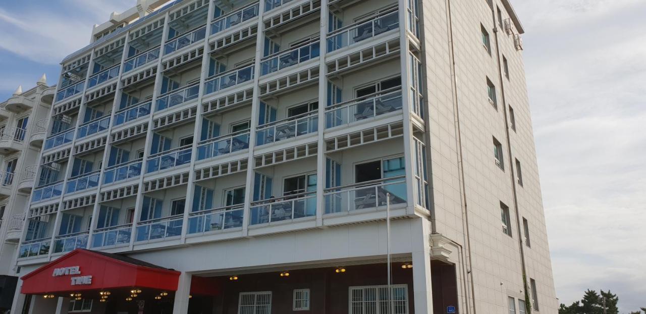 Time Motel Gangneung Bagian luar foto